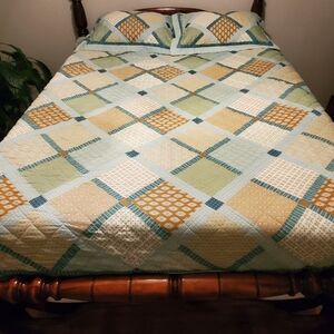 Mainstay Queen Quilted Patchwork Lightweight Quilt